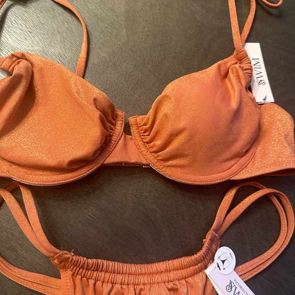 Victorias Secret Bikini - Picture 2 of 4